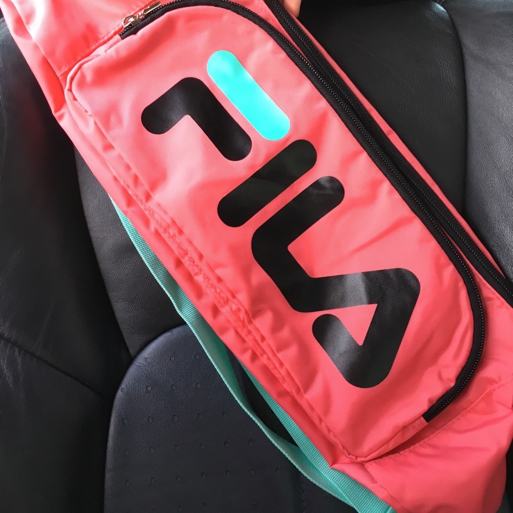 RARE Fila Volleyball Waist Pack for Men Pink/Teal